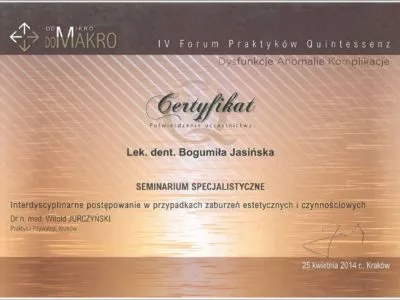 <span>Bogumiła Jasińska</span><br/>lekarz stomatolog, specjalista I stopnia stomatologii ogólnej Stomatolog Tatra-Med Zakopane